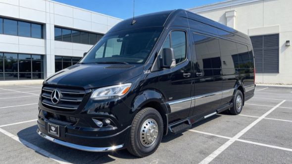 10 passenger sprinter van anchorage